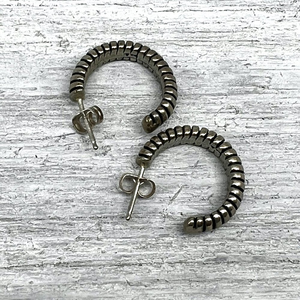 107. Estate Find! Sterling 925 Textured Hoop Post Earrings